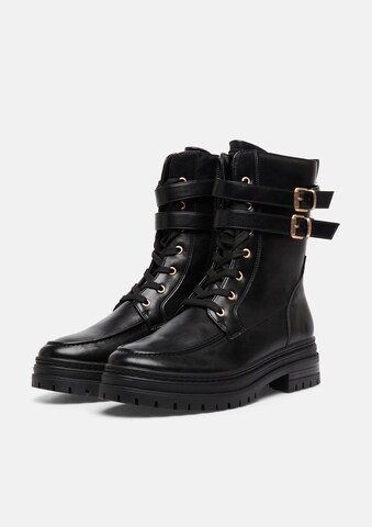 s.Oliver Boots in Black: front