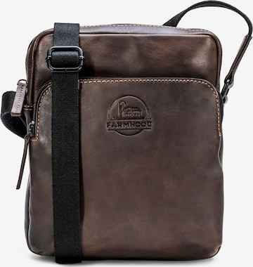 Farmhood Umhängetasche in Braun: Vorderseite