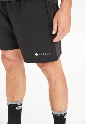 Virtus Regular Shorts 'Forzer M' in Schwarz