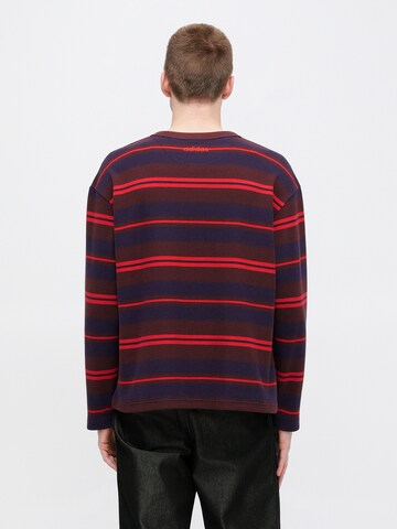 ADIDAS ORIGINALS - Camiseta en rojo