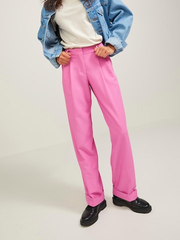 Loosefit Pantaloni con piega frontale 'Mary' di JJXX in rosa