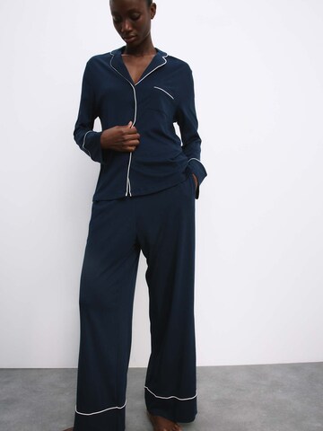 Pigiama di Marks & Spencer in blu: frontale