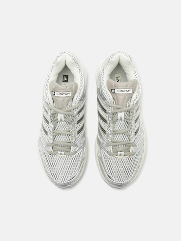 ADIDAS ORIGINALS Matalavartiset tennarit 'Adistar Control 5' värissä valkoinen