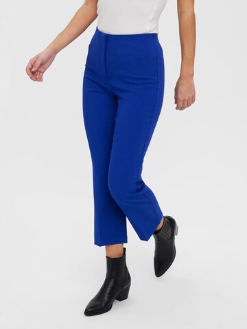 VERO MODA Regular Trousers with creases 'Sandy' in Blue: front