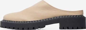 Bianco Mules 'BIAGUNNA' in Beige: front