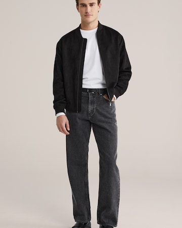 WE Fashion Ohlapna forma Kavbojke | črna barva