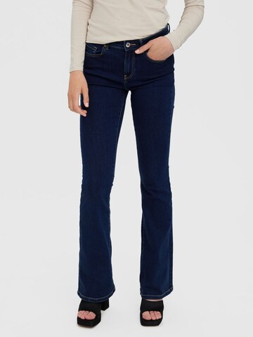 VERO MODA Jeans 'PEACHY' in Blue: front