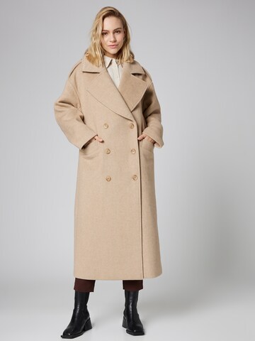 Manteau mi-saison Guido Maria Kretschmer Women en beige : devant