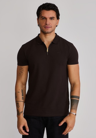 T-Shirt SikSilk en marron : devant
