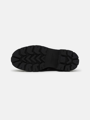 VAGABOND SHOEMAKERS Házicipő 'Cameron' - fekete