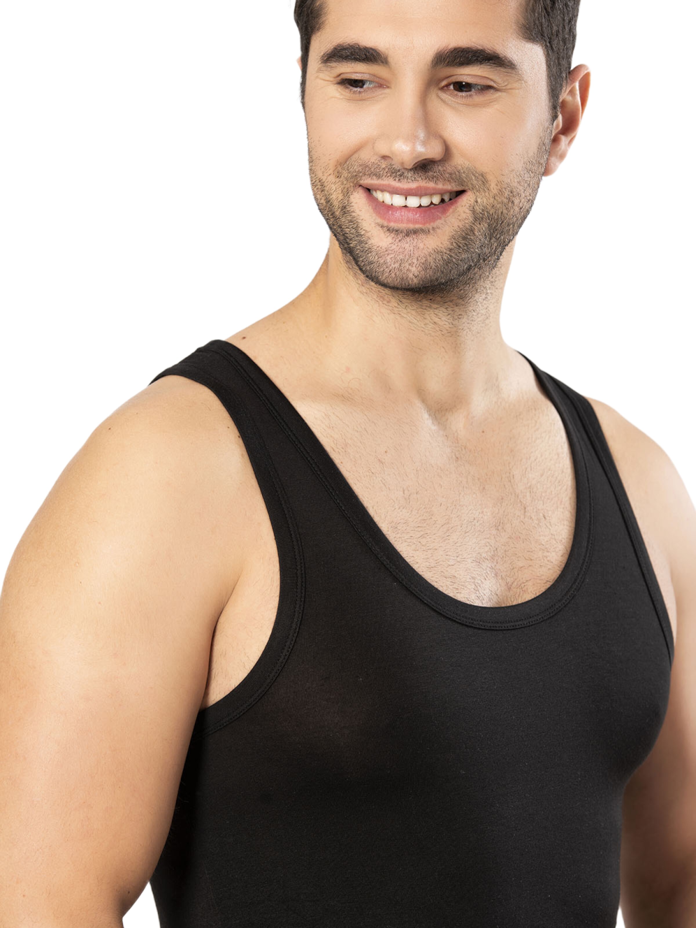 Weweus Undershirt in Black