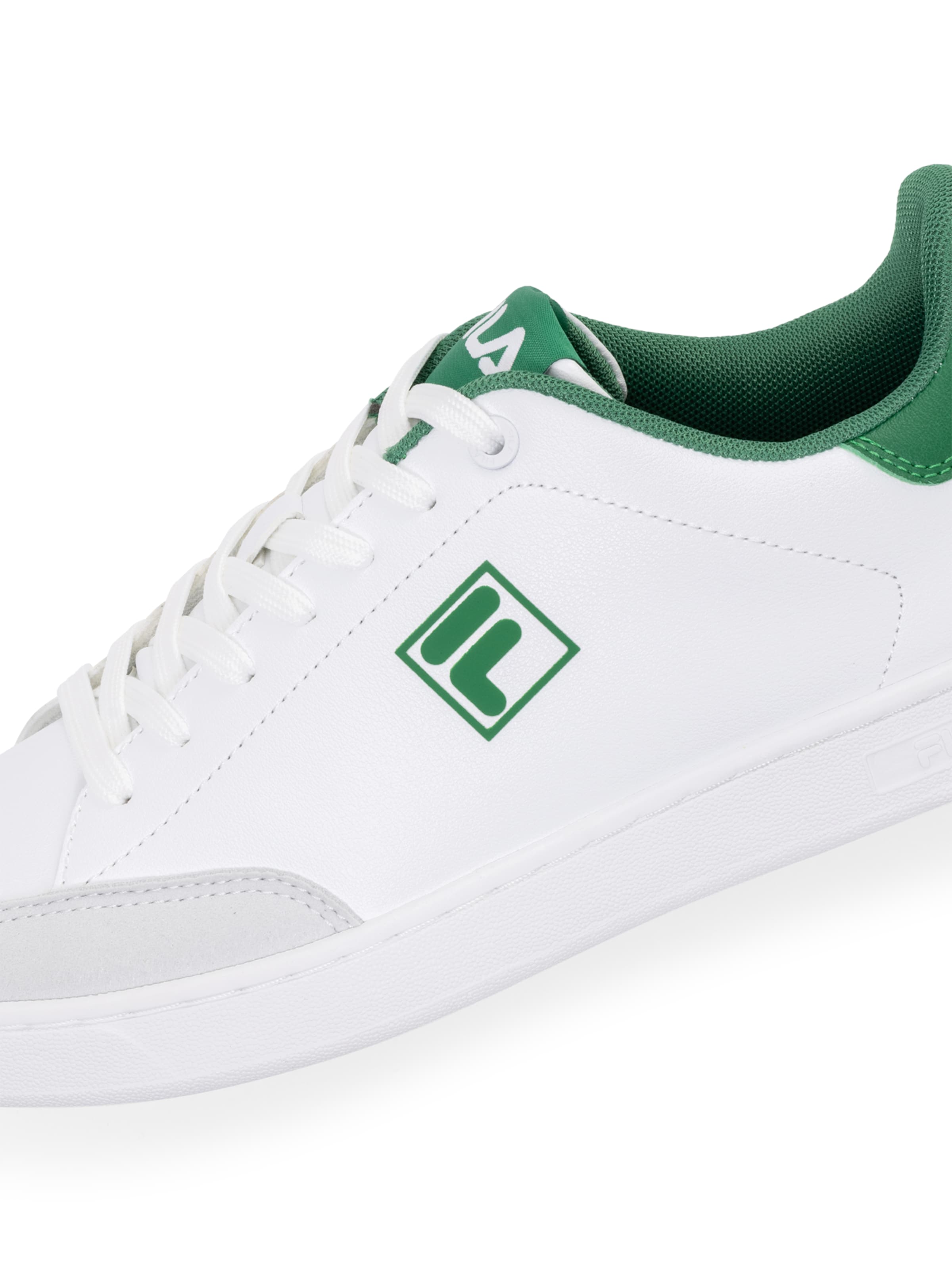 FILA Σνίκερ χαμηλό 'COURTBAY' σε λευκό