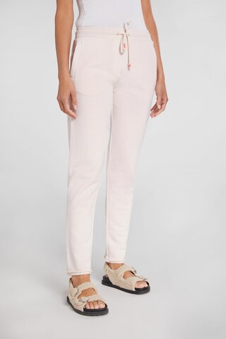 OUI Hose in Pink: front