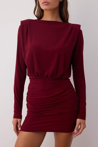 Robe Trendyol en rouge