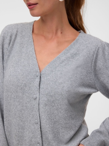 VERO MODA Kardigan 'VMDoffy' w kolorze szary