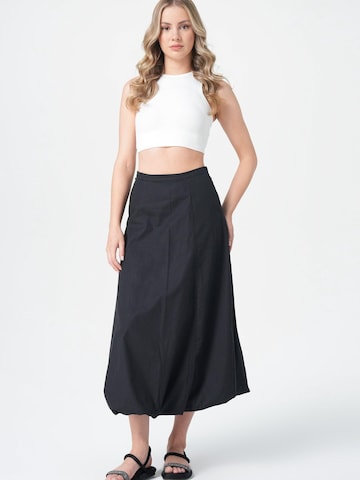 M.O.D MIRACLE OF DENIM - Falda en negro: frente