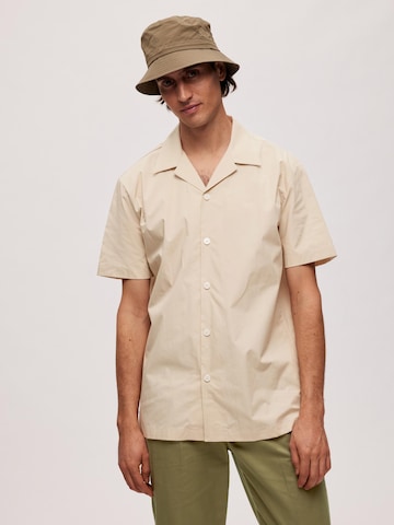SELECTED HOMME Regular fit Button Up Shirt 'Meo' in Beige