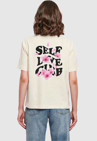 T-shirt 'Self Love Club' Mister Tee en beige : devant