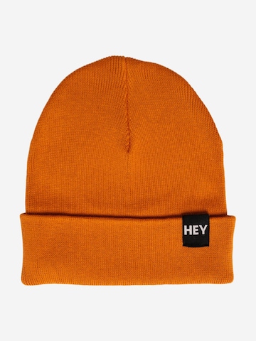 HEY KOLLEGA! Beanie in Gold: front