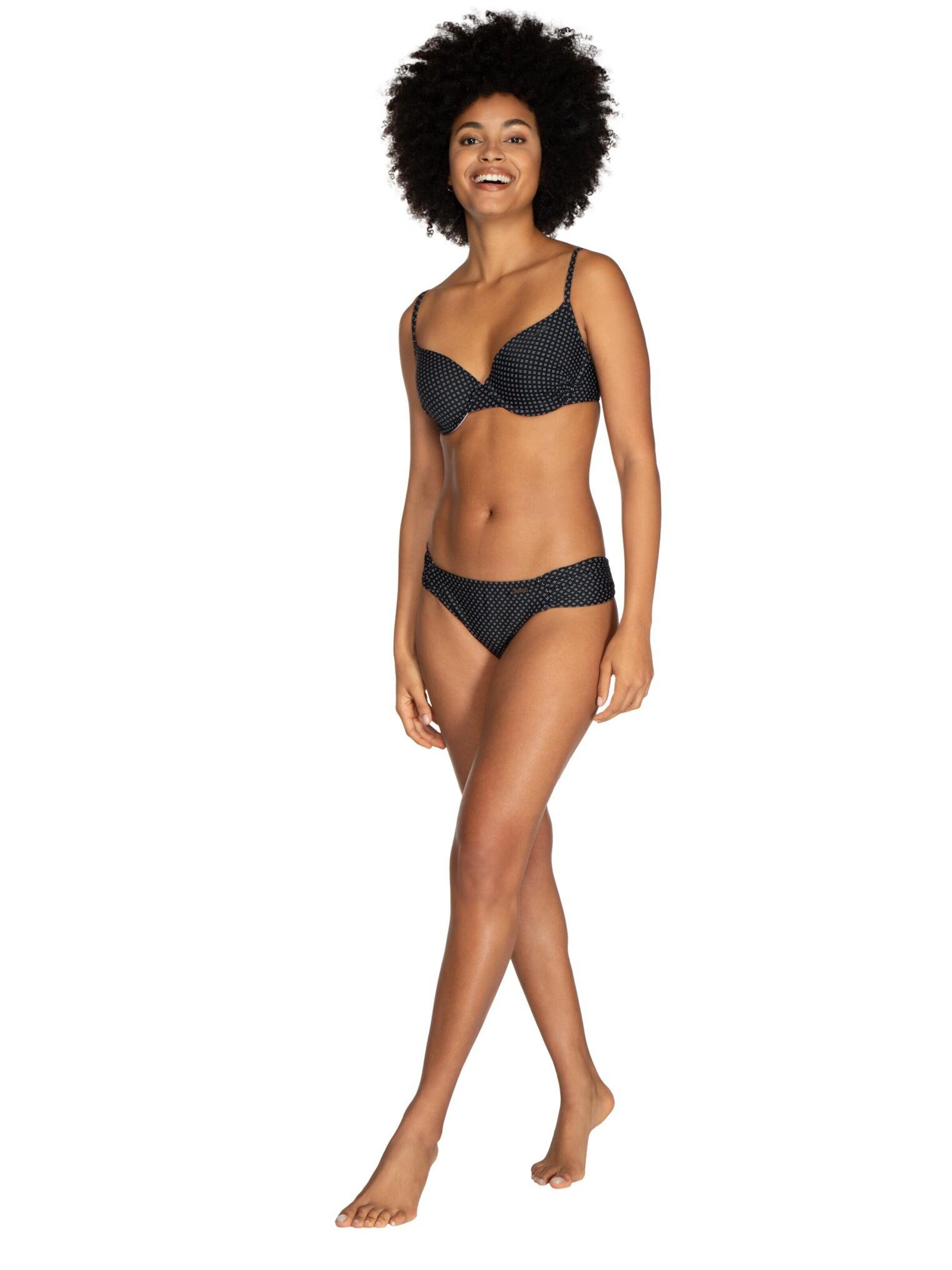 PROTEST T-shirt Bikinitop 'MM SCORE CCUP' in Zwart