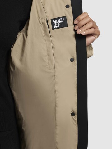 Cappotto invernale di khujo in beige