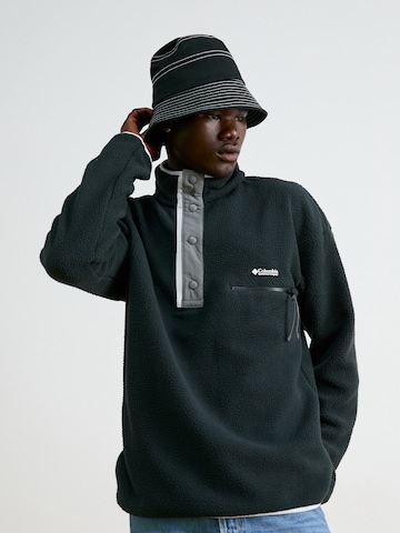 Pull-over de sport 'Helvetia II' COLUMBIA en noir : devant