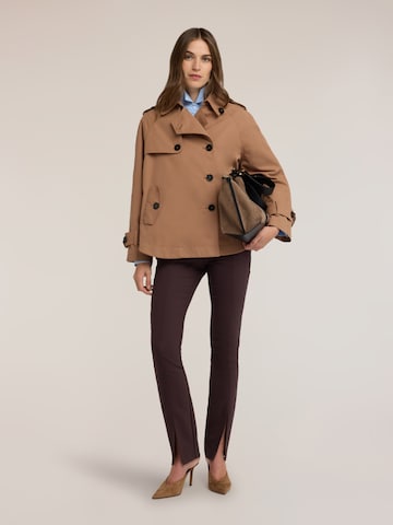 Coupe slim Pantalon MOTIVI en marron