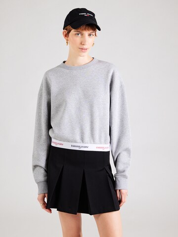 Tommy Jeans Sweatshirt i grå: framsida