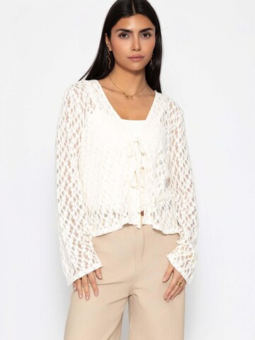 SASSYCLASSY Strickjacke in Weiß