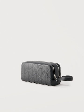 Calvin Klein Toilettas in Zwart