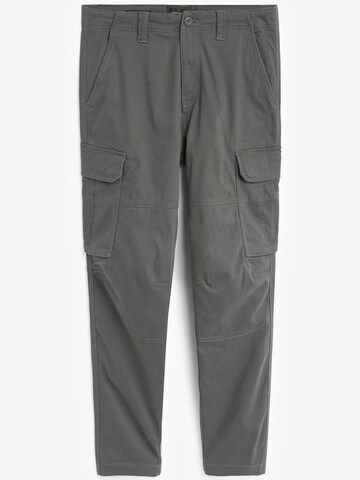 Next Slimfit Kapsáče – černá