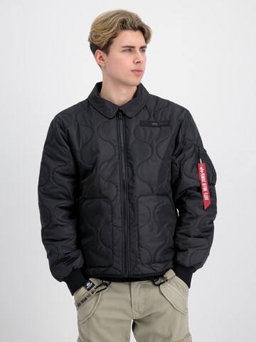 ALPHA INDUSTRIES Overgangsjakke i sort: forside