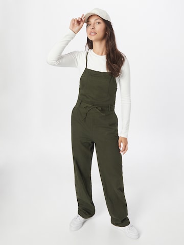 Trendyol Jumpsuit in Groen