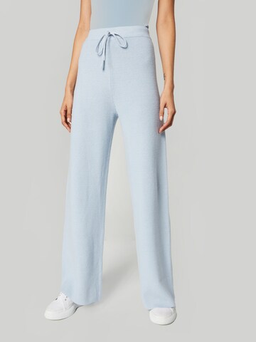 LENI KLUM x ABOUT YOU Loose fit Pants 'Giselle' in Blue: front