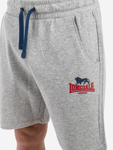 LONSDALEregular Sportske hlače - siva boja