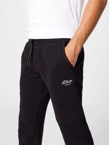 Tapered Pantaloni de la s.Oliver pe negru