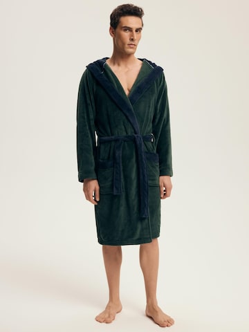 Henderson Short Bathrobe 'Natch' in Green: front