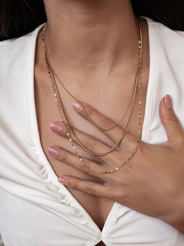 Collana 'Fine Triple Layer' di Hey Happiness in oro