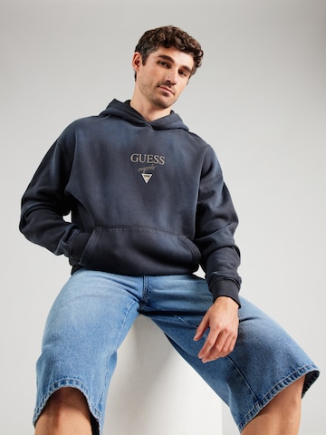 GUESS Originals Tréning póló 'BAKER' - fekete: elől