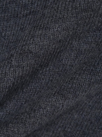 Brookshire Sweater ' ' in Grey