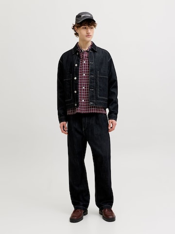 JACK & JONES Comfort fit Button Up Shirt in Red