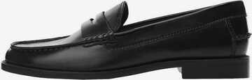 MANGO TEEN Flats 'David' in Black: front