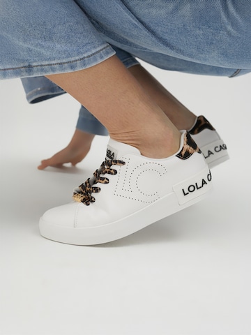 Lola Casademunt Sneaker in Weiß