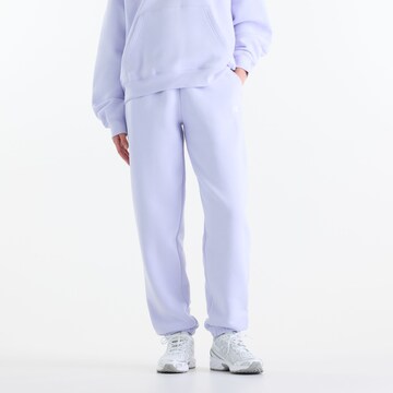 new balance - Tapered Calças 'Sport Essentials Fleece Jogger' em roxo: frente