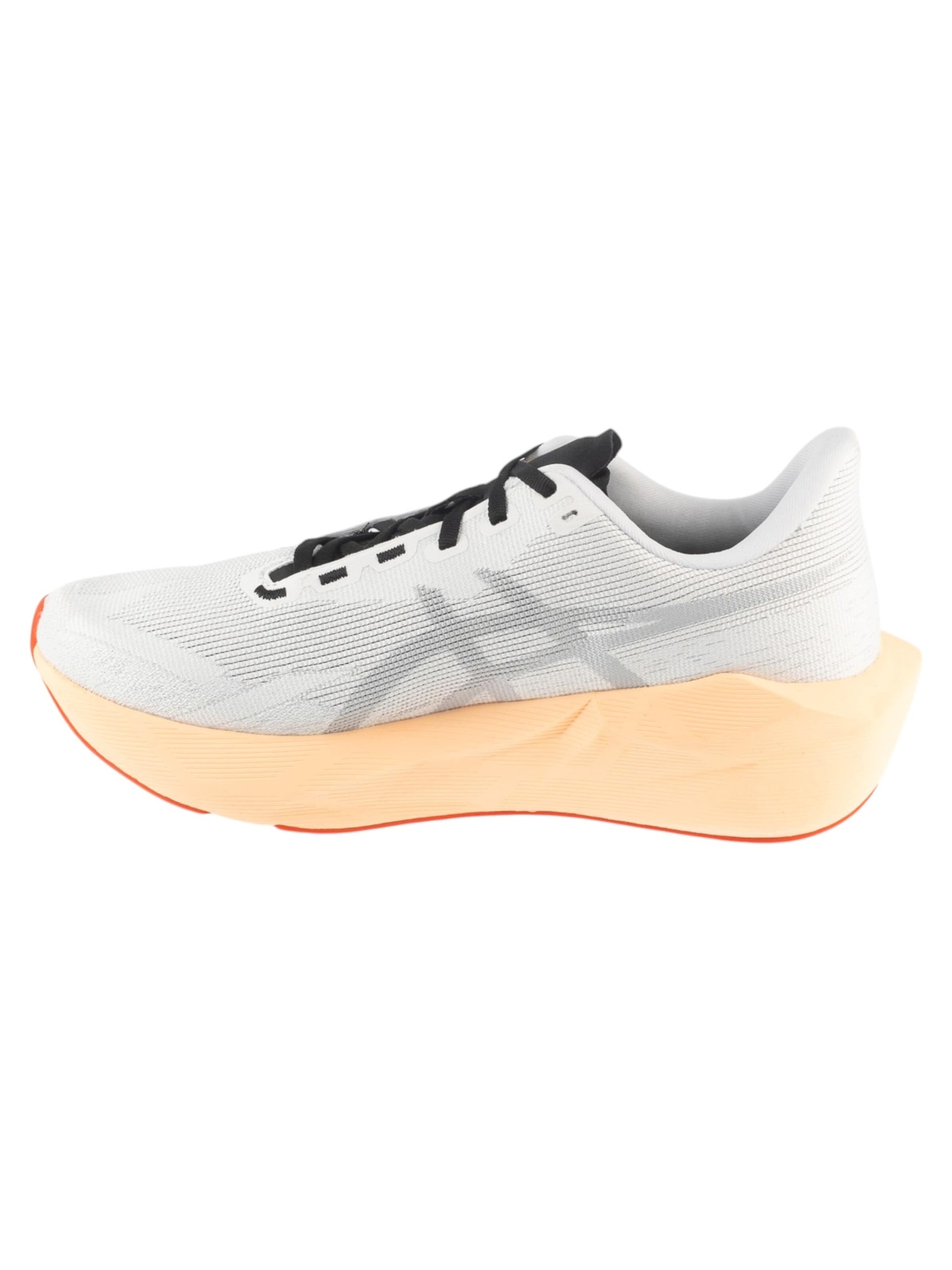 ASICS Running shoe 'ASICS Novablast 6' in White