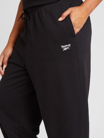 Reebok Tapered Παντελόνι φόρμας σε μαύρο