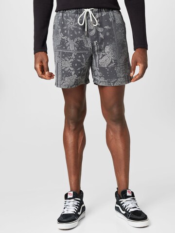 Cotton On Regular Shorts 'KAHUNA' in Schwarz: predná strana