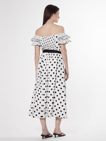 Influencer Dress in White
