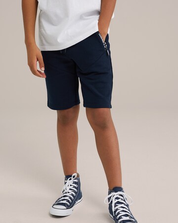 WE Fashion Regular Trousers in Blue