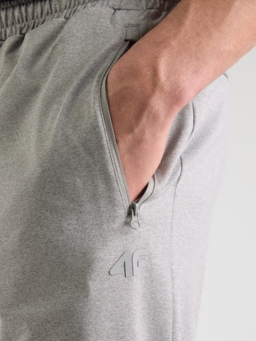 4F Normální Sportovní kalhoty – šedá